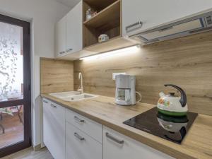 Apartment Wohnung Silva5 mit Wasserblick by Interhome