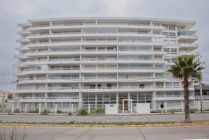 Departamento nuevo en condominio Costa Pacifico