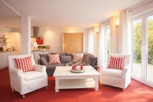 Landhaus am Plattenbichl - Luxus Apartment mit Pool und Sauna - im Sommer Bergbahn inklusive