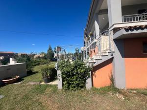 Apartment Wohnung Wohnung Sterna mit Pool by Interhome