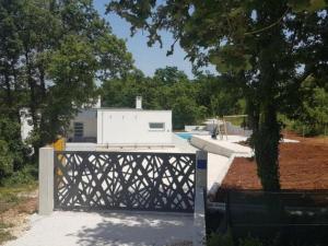 Holiday Home Villa Sanivaro mit beheiztem Pool und Whirlpool by Interhome