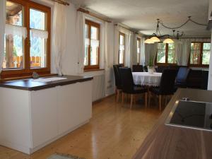 Apartment Ruhige Wohnung im Ortszentrum by Interhome