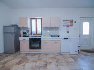 Apartment Wohnung Nika in Veli Losinj by Interhome