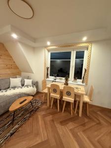 Apartamenty Premium Biały Dunajec , Jacuzzi , Sauna, Darmowy parking, Kominki w apartamentach, Widok na góry