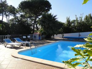 Holiday Home Schönes Ferienhaus in Colares mit Privatem Pool by Interhome