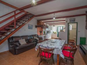 Apartment Wohnung Franko in Veli Losinj by Interhome