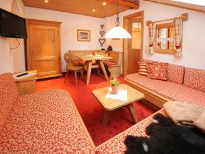 Apartment Ruhige Wohnung im Ortszentrum by Interhome