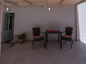 Apartment Schöne Wohnung in Veli Lošinj mit Garten by Interhome