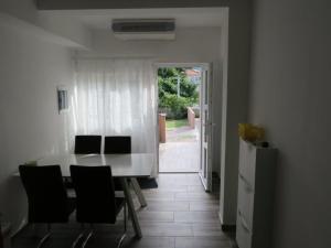 Apartment Familienwohnung 3 by Interhome