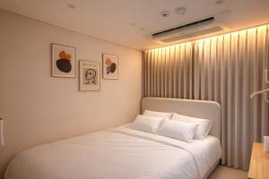 신규!홍대입구역5분,무료주차,Elevator,인천공항직행50분, 강남역30분,홍대거리