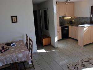 Apartment Chesa Arnica A1 by Interhome