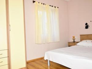 Apartment Wohnung in Vinišće mit privatem Parkplatz by Interhome