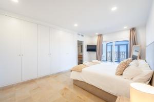 VB Pradera 4BR premium villa seaviews