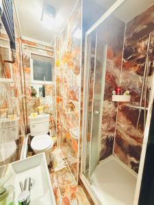 Nice room in Superb Location