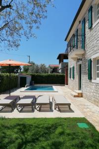 Holiday Home Villa Nika mit privatem Außenwhirlpool by Interhome