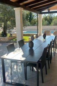 Holiday Home Villa Mali Raj by Interhome