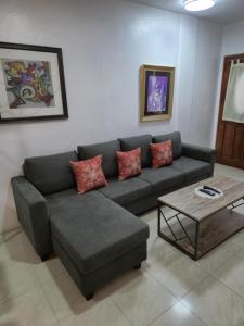 Cosy 2 bedroom in Paramount by Kandi