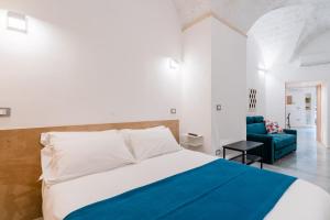 Anima Rudiae by BarbarHouse