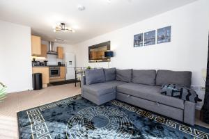 Cityside Apartment Walk to Etihad & Coop Live