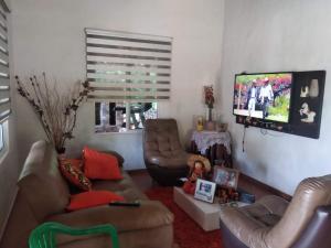 Oasis Piedecuesta, Piscina Jacuzzi y Naturaleza