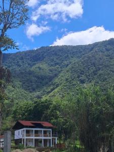 BellaVista Hospedaje Casa completa, cocina y terraza