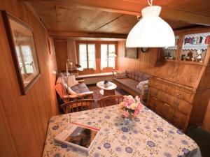 Apartment 4-5 Zimmer Ferienwohnung Hofstatthaus by Interhome