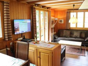 Holiday Home Chalet Gletscherfloh by Interhome