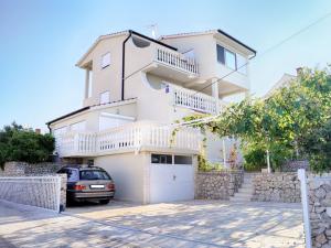 Apartment Villa Luger 1- OG by Interhome