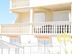 Apartment Villa Luger 1- OG by Interhome