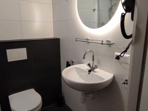 Holiday Home Stuivezandeweg 6- Nähe Strand by Interhome