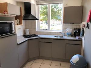 Holiday Home Geräumiges Ferienhaus mitten im Wald by Interhome