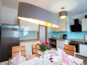 Apartment Tolle Ferienwohnung in Zasip mit Parkplatz by Interhome