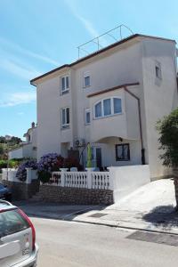 Apartment Tolles Appartement Meri 3 mit Grill und Garten by Interhome