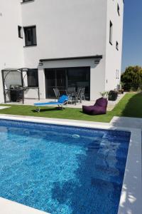 Apartment Wohnung Volme mit Pool in ruhiger Lage by Interhome