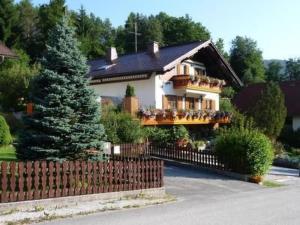 Apartment FEWO Gartenblick by Interhome