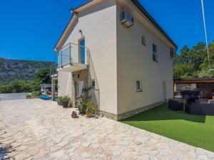 Holiday Home Villa Monte by Interhome