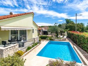Holiday Home Villa Sole- Ferienvilla mit eigenem Pool bei Pula by Interhome