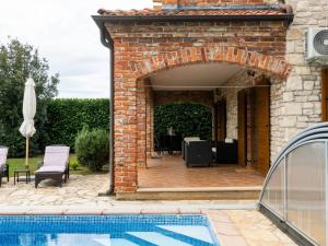 Holiday Home Villa Wish mit beheiztem Pool by Interhome