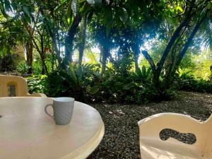 Beautiful 2BD Farmhouse for 4-10 pax