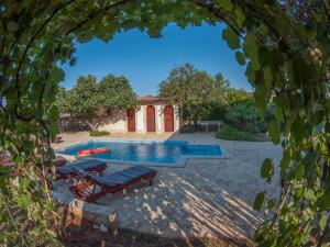 Holiday Home Erdgeschosswohnung für 7 Personen by Interhome