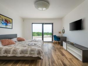 Holiday Home Villa EmMa mit 5 Schlafzimmern und beheiztem Pool by Interhome