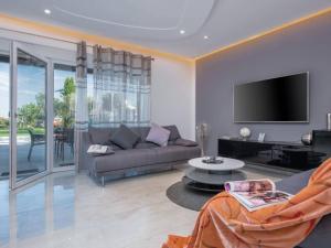 Holiday Home Villa K mit Jacuzzi auf dem Dach und Meerblick by Interhome