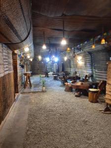 Rehans corner and kitchen