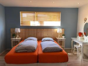 Holiday Home Schönes Ferienhaus Strandopgang in Julianadorp by Interhome