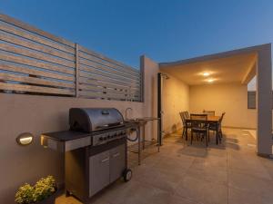 Holiday Home Villa Ema und Ana by Interhome