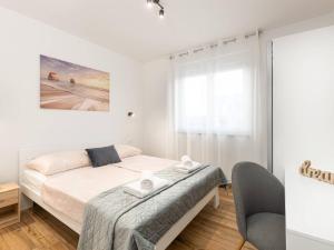 Holiday Home Villa Ema und Ana by Interhome