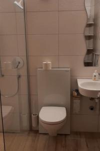 Apartment Rothorn-Center A - 1-OG- Schöpfer by Interhome