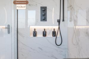 3BR House By MyStayUK Short Lets & Serviced Accommodation Manchester With Free Wifi & Free Parking