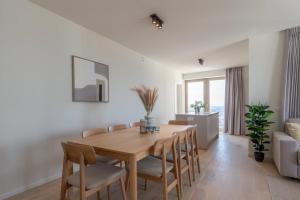 Apartment with Breathtaking Sea Views and Balcony