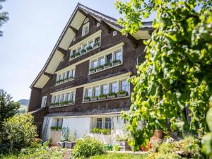 Apartment Haldenhof Schwizer by Interhome